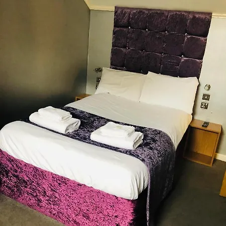 Victoria 4*