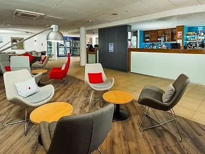 Hotel Express By Ihg Newport (Gwent)