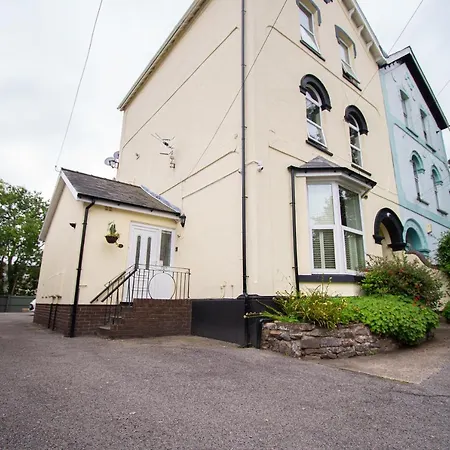 Apartment Carlton House Newport (Gwent)