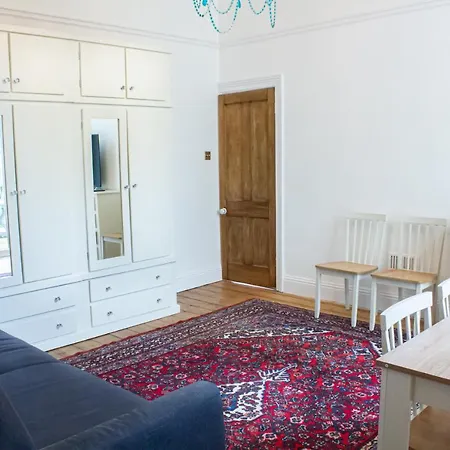 Apartment Carlton House Newport (Gwent)