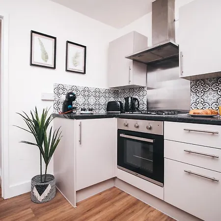 Commercial House, By Solace Holiday home Newport (Gwent)