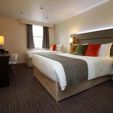 Silurian Hotel