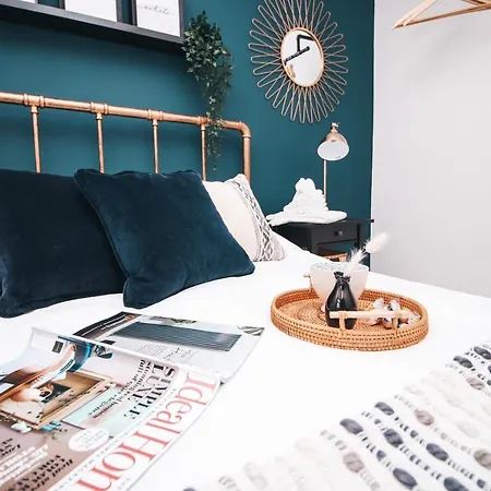 Commercial House, By Solace Newport (Gwent)