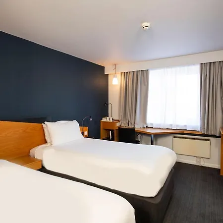 Express By Ihg Newport (Gwent)