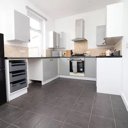 Holiday home Holiday House For 7 Guests, Free Wi-fi & Self Check-in Explore
