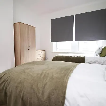 Holiday House For 7 Guests, Free Wi-fi & Self Check-in Explore Holiday home