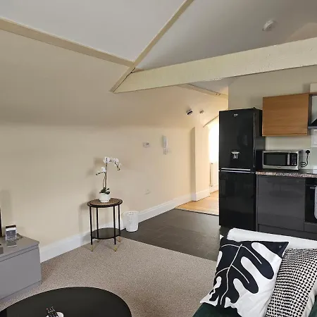 Apartment Charming 1-bed Loft In Caerleon *