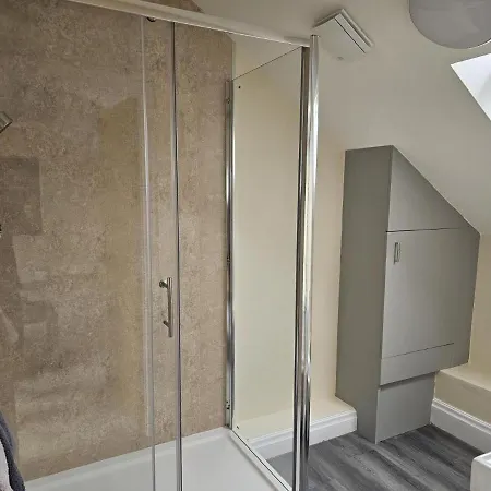 Apartment Lovely 1-bed Loft In *