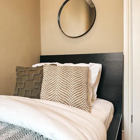 Holiday home Ty Penllyn By Solace