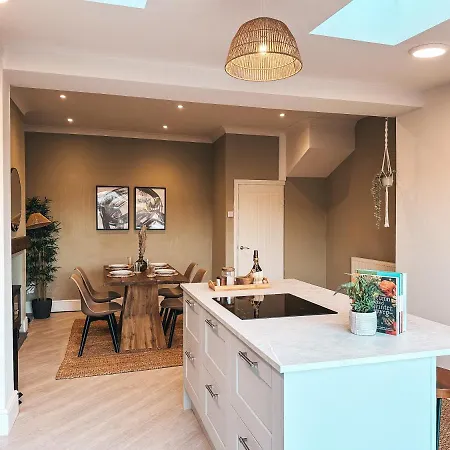 Holiday home Ty Penllyn By Solace *