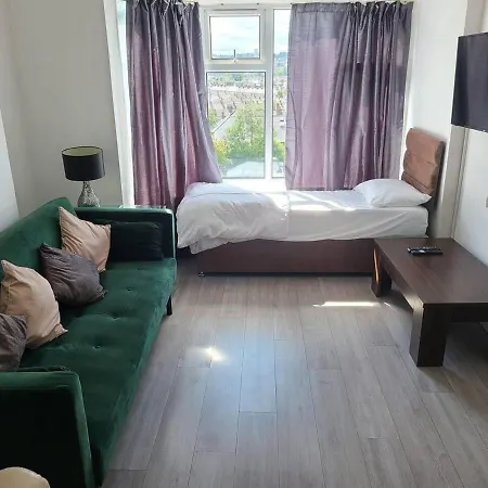 Captivating 1-bed In