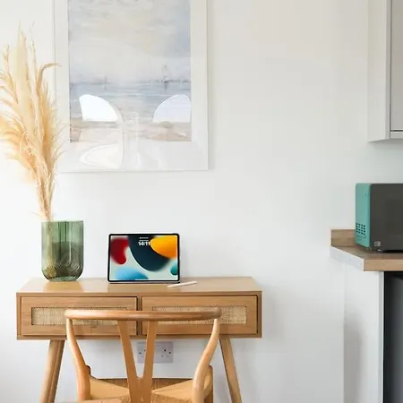 Ship's Nook: Cozy Hideaway Apartment *