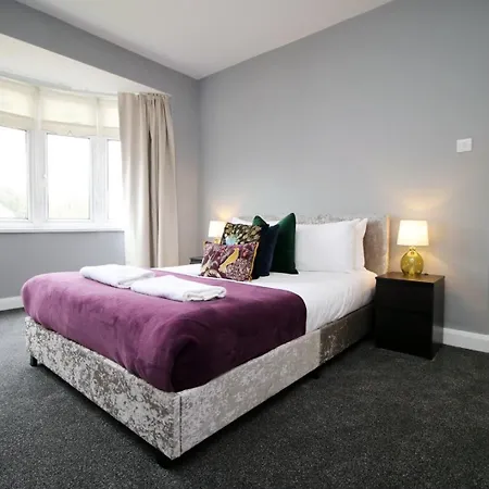 Apartment Spacious | 3br | Wifi *