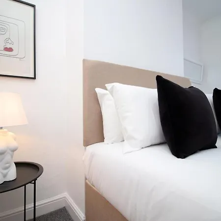 Bristol Street Guest house *