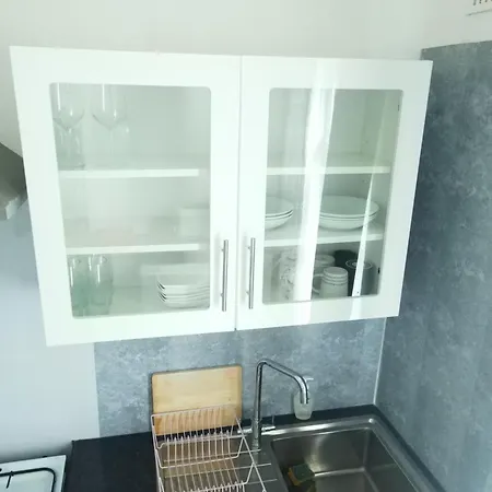 Service 2 Bed In South Wales Near Celtic Manor Icc Wales *
