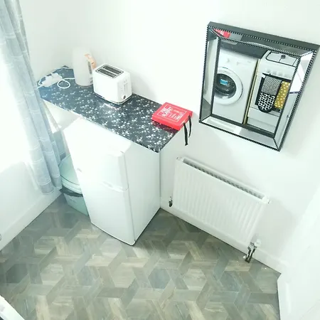 Apartment Service 2 Bed In South Wales Near Celtic Manor Icc Wales *