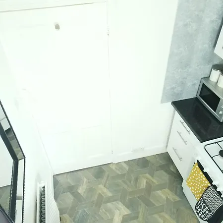 Apartment Service 2 Bed In South Wales Near Celtic Manor Icc Wales