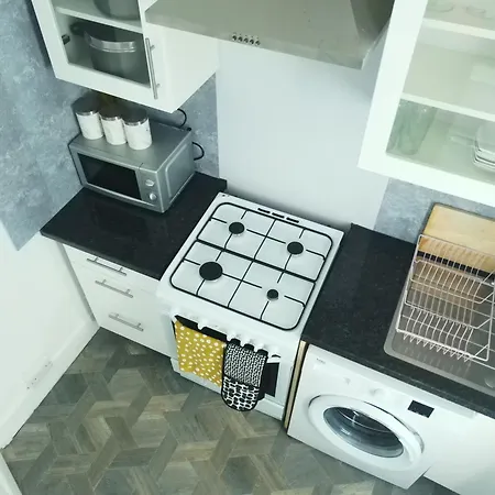 Service 2 Bed In South Wales Near Celtic Manor Icc Wales Apartment *