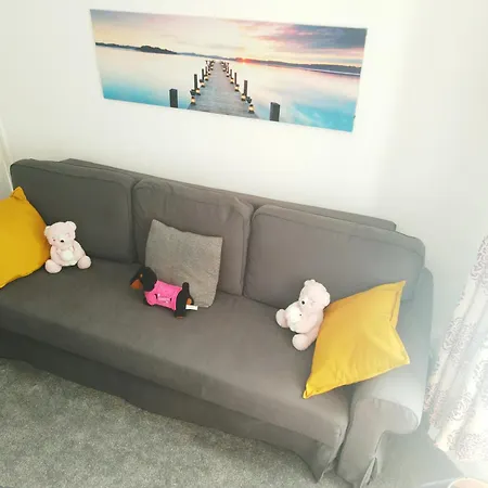 Apartment Service 2 Bed In South Wales Near Celtic Manor Icc Wales *