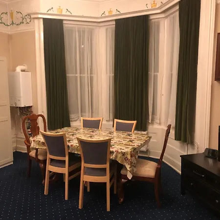 Studio Suite * Newport (Gwent)