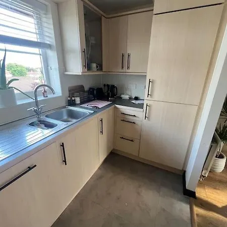Apartment Beautiful Coach House Newport (Gwent)