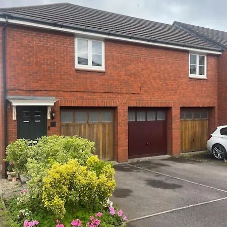 Beautiful Coach House Apartment Newport (Gwent)