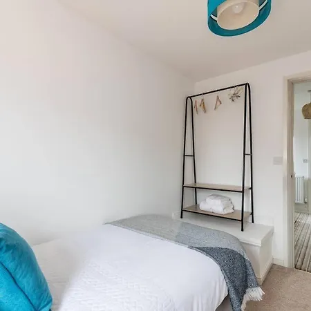 3 Bed House Free Parking Contractors Long Rates Holiday home Newport (Gwent)