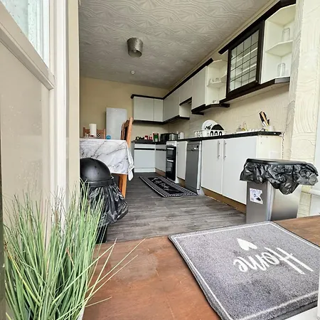 Haven 62 - Your Urban Retreat Guest house Newport (Gwent)