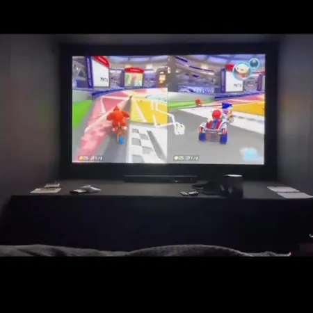 Campsite Cosy Cinema Newport (Gwent)