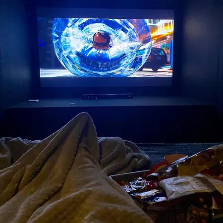 Cosy Cinema Campsite Newport (Gwent)