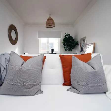 Apartment Alicia Way 2 Bedroom With Free Street Parking Newport (Gwent)