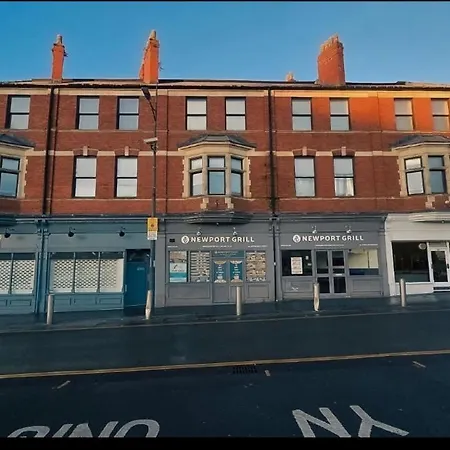 Urban View - Sleeps 6 *
