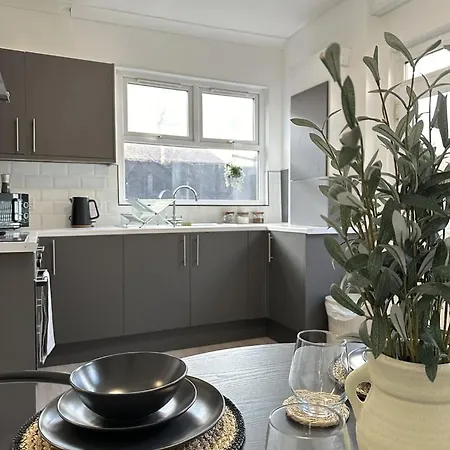 Apartment Beautiful Converted Brewery Newport (Gwent)