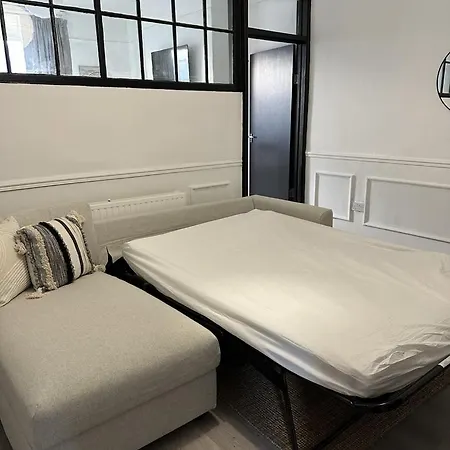 Apartment Beautiful Converted Brewery Newport (Gwent)