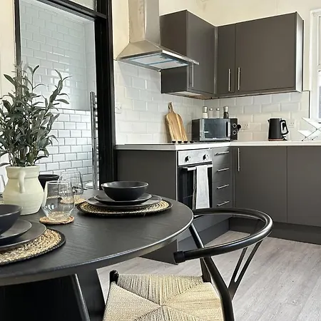 Apartment Beautiful Converted Brewery