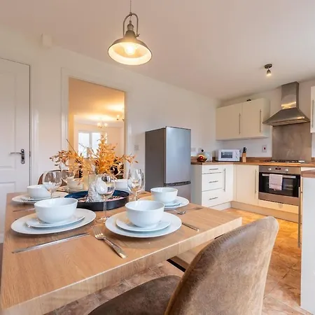 Apartment Book Now - 3Bed Glan Llyn Retreat- Newport Stay - Near Cardiff And Newport Centre - Parking