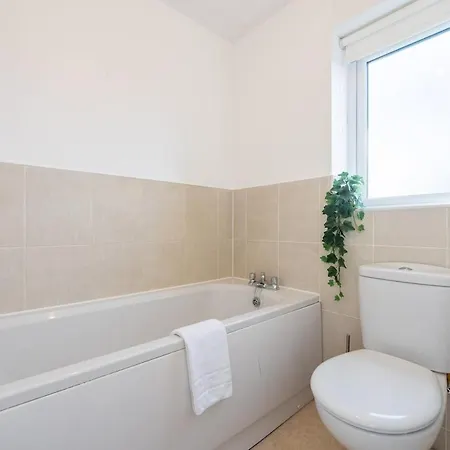 Book Now - 3Bed Glan Llyn Retreat- Newport Stay - Near Cardiff And Newport Centre - Parking Apartment Newport (Gwent)