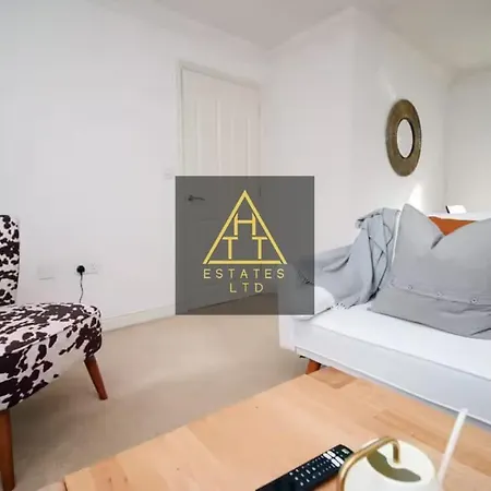 Alicia's Abode *