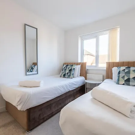 Book Now - 3Bed Glan Llyn Retreat- Newport Stay - Near Cardiff And Newport Centre - Parking *