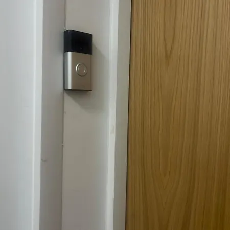 Apartment Luxury Riverside 2 Bedroomed With Balcony