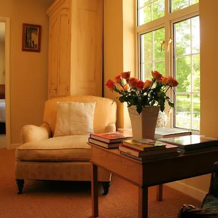 Hazel Court Bed & Breakfast Newport (Gwent)