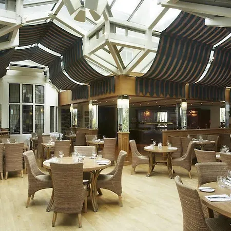 The Manor House At Celtic Manor 4*