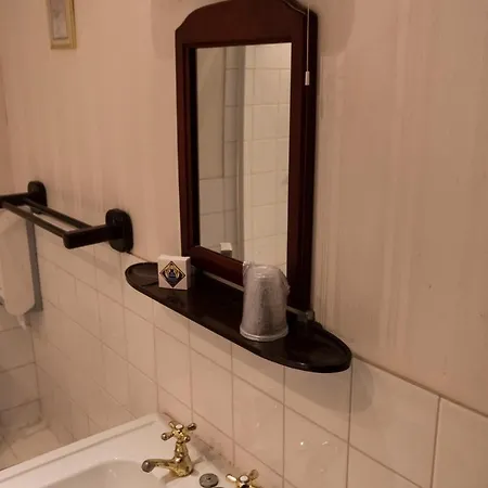 The Isca Arms Hotel Newport (Gwent)