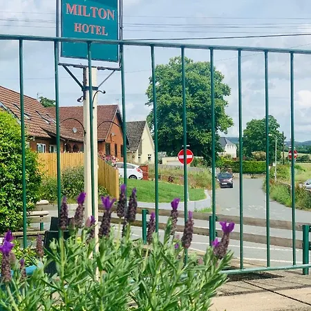 Guest house Milton Hotel Llanwern Village Newport (Gwent)