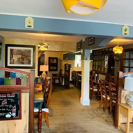 Guest house Milton Hotel Llanwern Village Newport (Gwent)