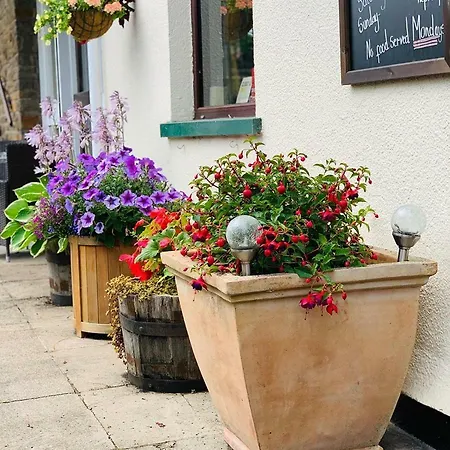 Milton Hotel Llanwern Village Newport (Gwent)
