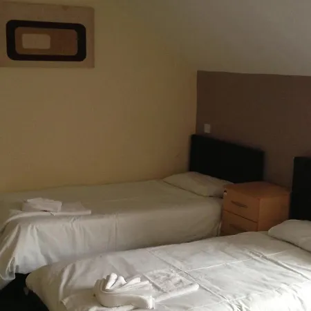 Victoria Hotel