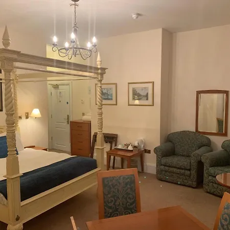 The Waterloo & Bistro 3* Newport (Gwent)