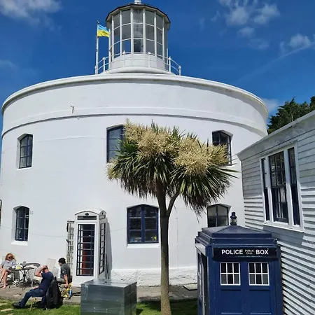 The West Usk Lighthouse Lightkeepers * Newport (Gwent)