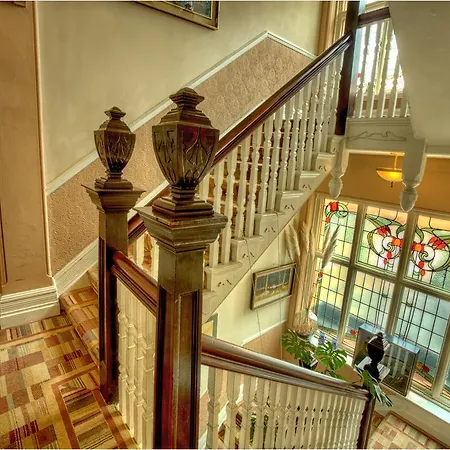 The Waterloo & Bistro Hotel